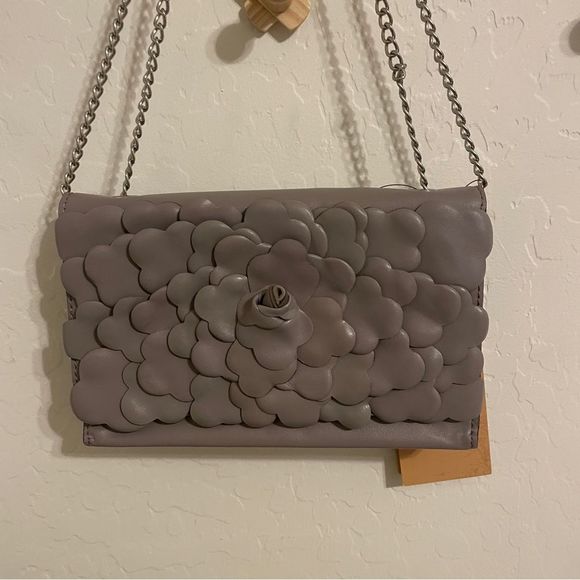 NWT Patricia Nash Petals Leather Crossbody Stone Grey - Picture 4 of 11